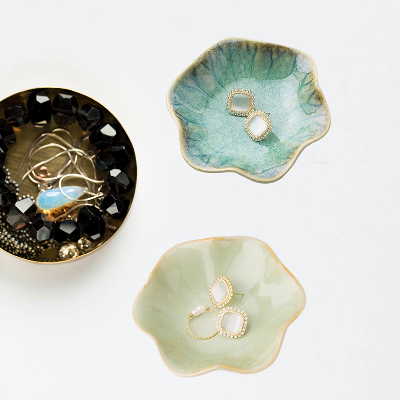 Ceramiczna taca na biżuterię w – Ceramic Trinket Dish recenzja i cena